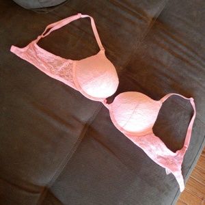 VS Pink Lace Pushup!